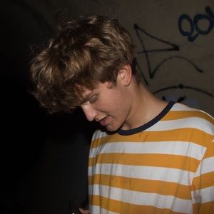 Meet your Posher, Dylan
